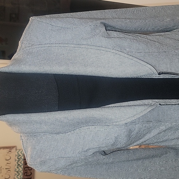 Cabi Women's Drop Off Zip Back Gray Pinstripe Jacket (S) - Picture 2 of 11